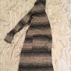 Like new LuLaRoe Sara duster cardigan.